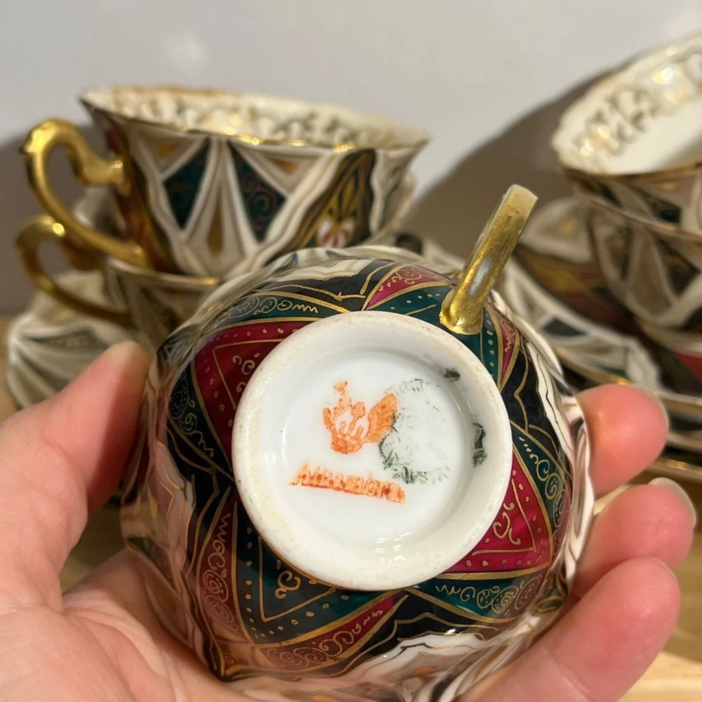 VINTAGE SET OF 6 CUPS & SAUCERS ROYAL VIENNA SUCCESSION AUSTRIA ALHAMBRA
